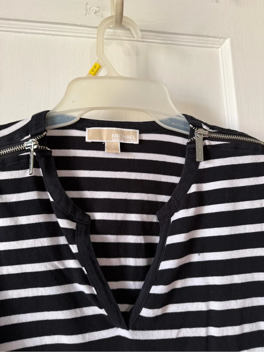 Michael Kors size S Black & White Striped V-Neck Long Sleeve Top